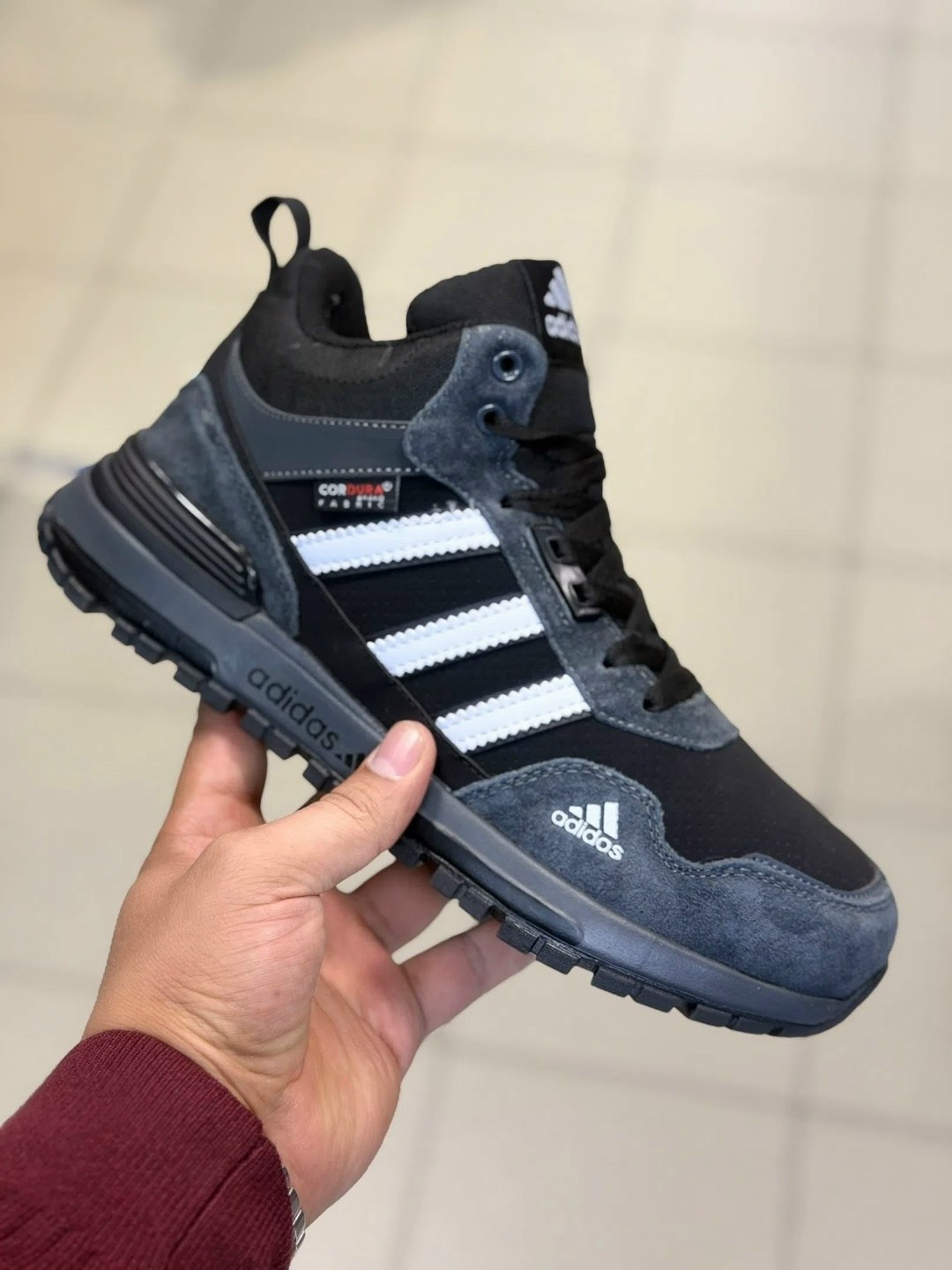 зимние кроссовки adidas,кроссовки zx 750 зимние на меху adidas,кроссовки мужские зимние adidas,кроссовки adidas,кроссовки мужской adidas