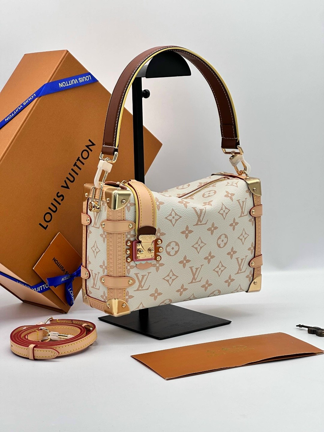 сумка louis vuitton,louis vuitton сумка на плечо,женская сумка louis vuitton,сумка,сумки луи виттон
