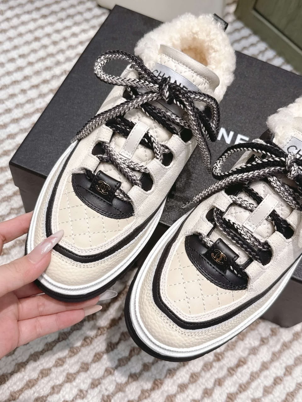 ,спортивная ,chanel кроссовки, женская зимняя,женская