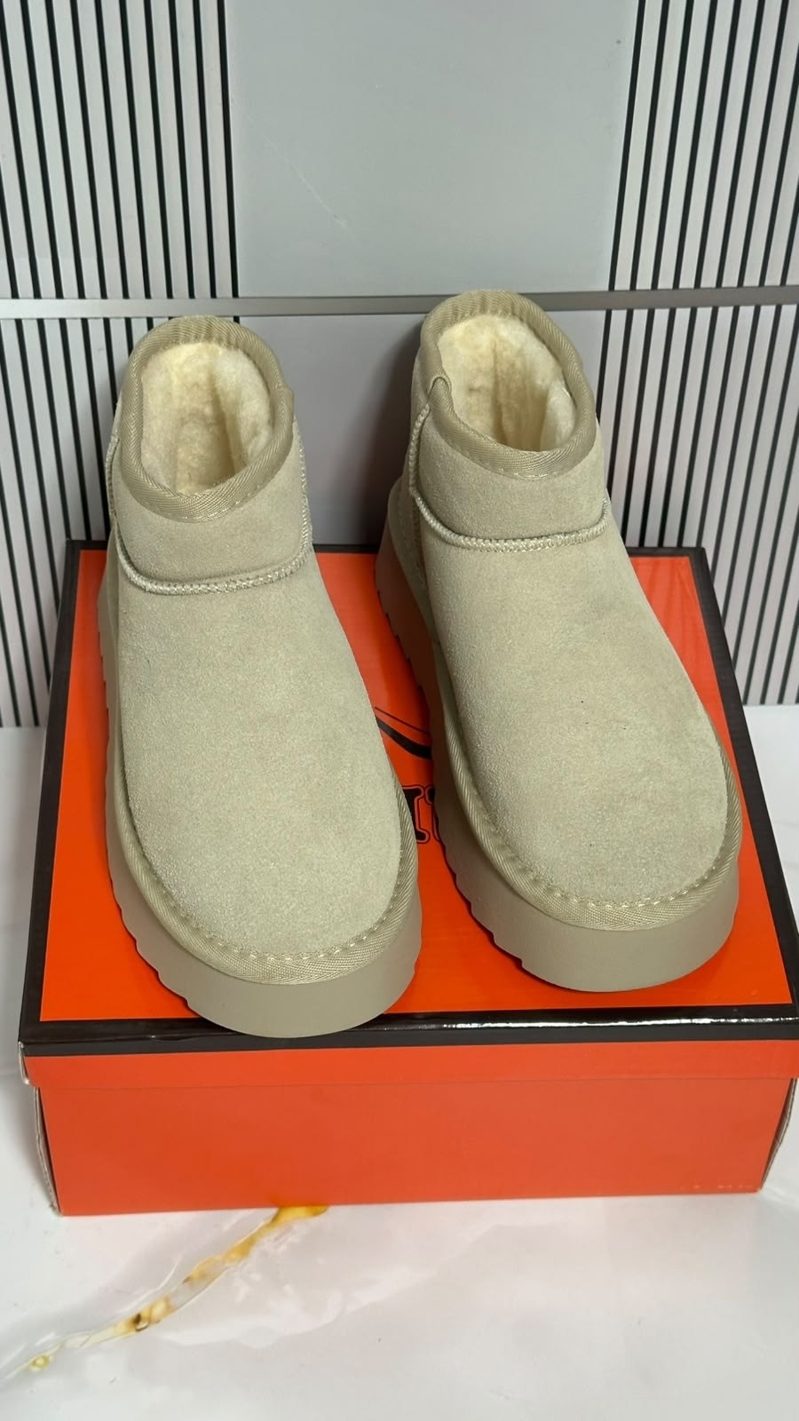 угги женские ugg,женские угги,,угги ugg classic mini platform sand,зимние угги ugg на платформе