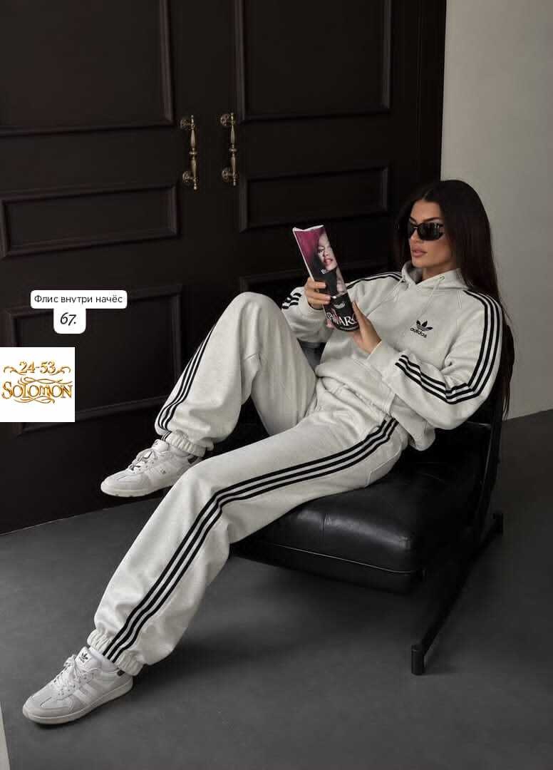 костюм спортивный женский adidas,костюм спортивный,женский костюм на флисе,женский спортивный костюм,костюм адидас