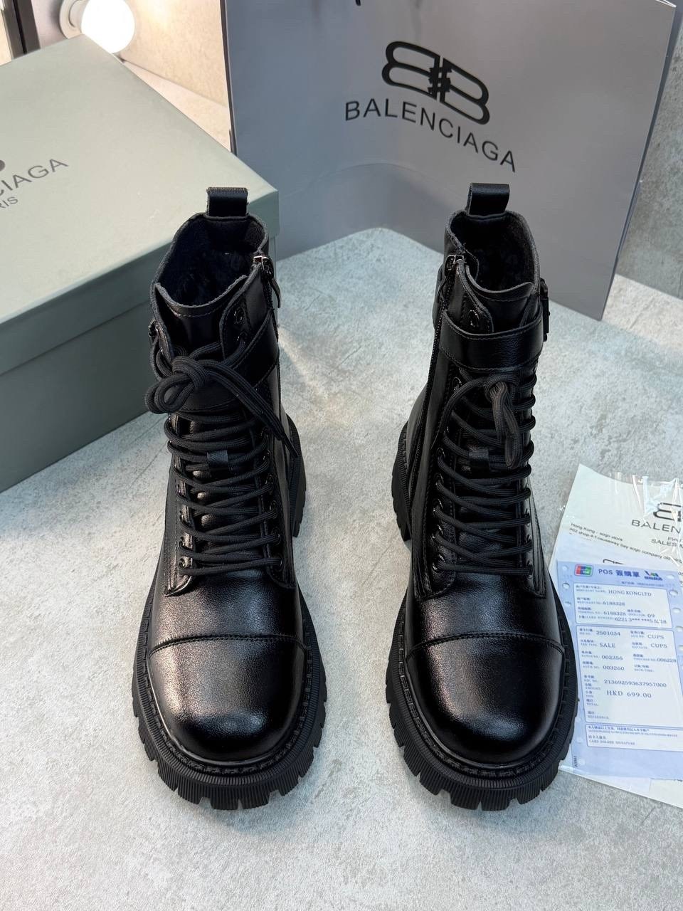 ботинки balenciaga,balenciaga женские кожаные ботинки чёрного цвета,баленсиага ботинки,сапоги balenciaga,ботинки balenciaga зимние