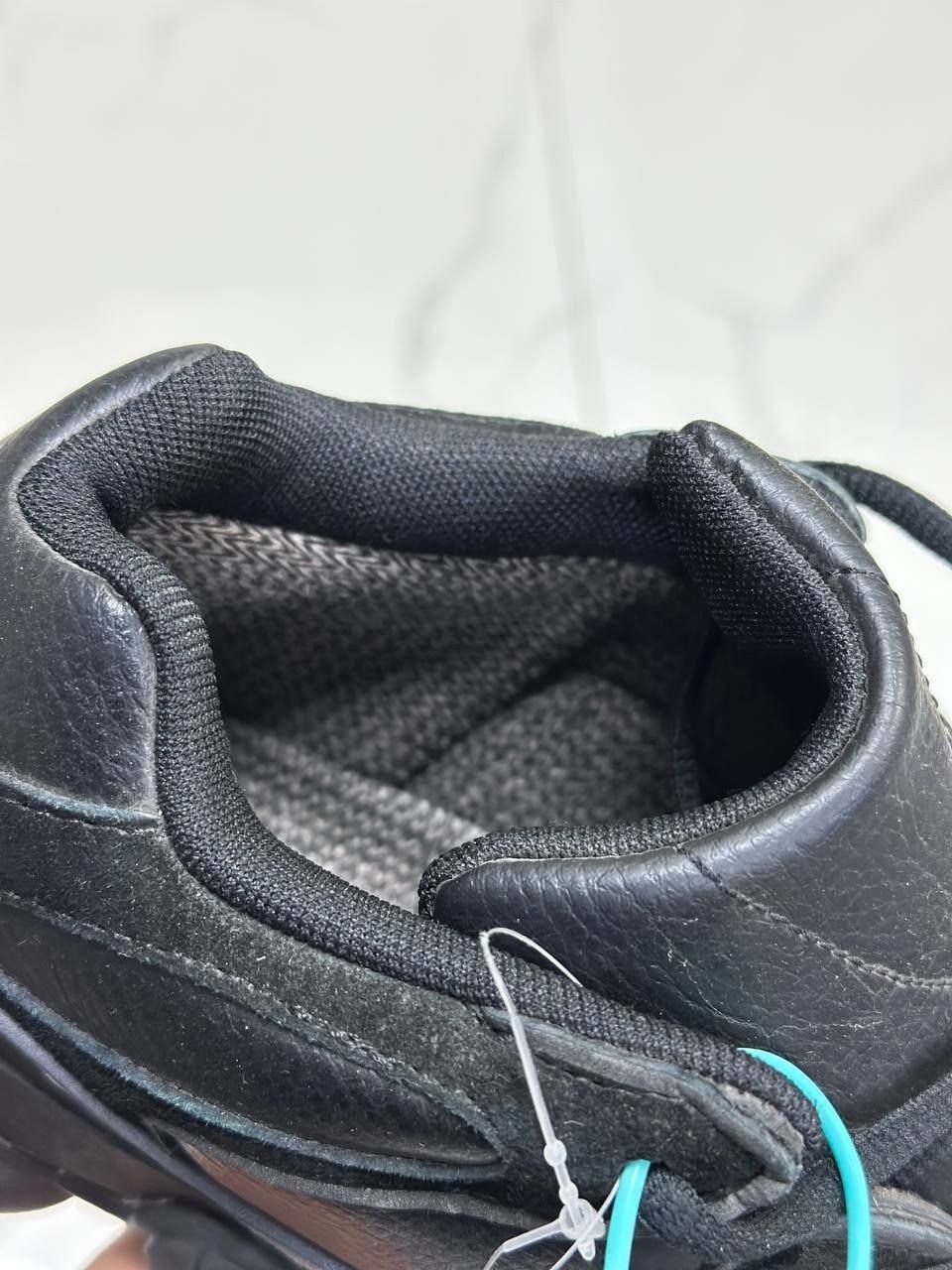 adidas yeezy 500 utility black,кроссовки adidas yeezy boost 500 black,кроссовки adidas yeezy boost 500,кроссовки adidas yeezy 500,adidas yeezy 500
