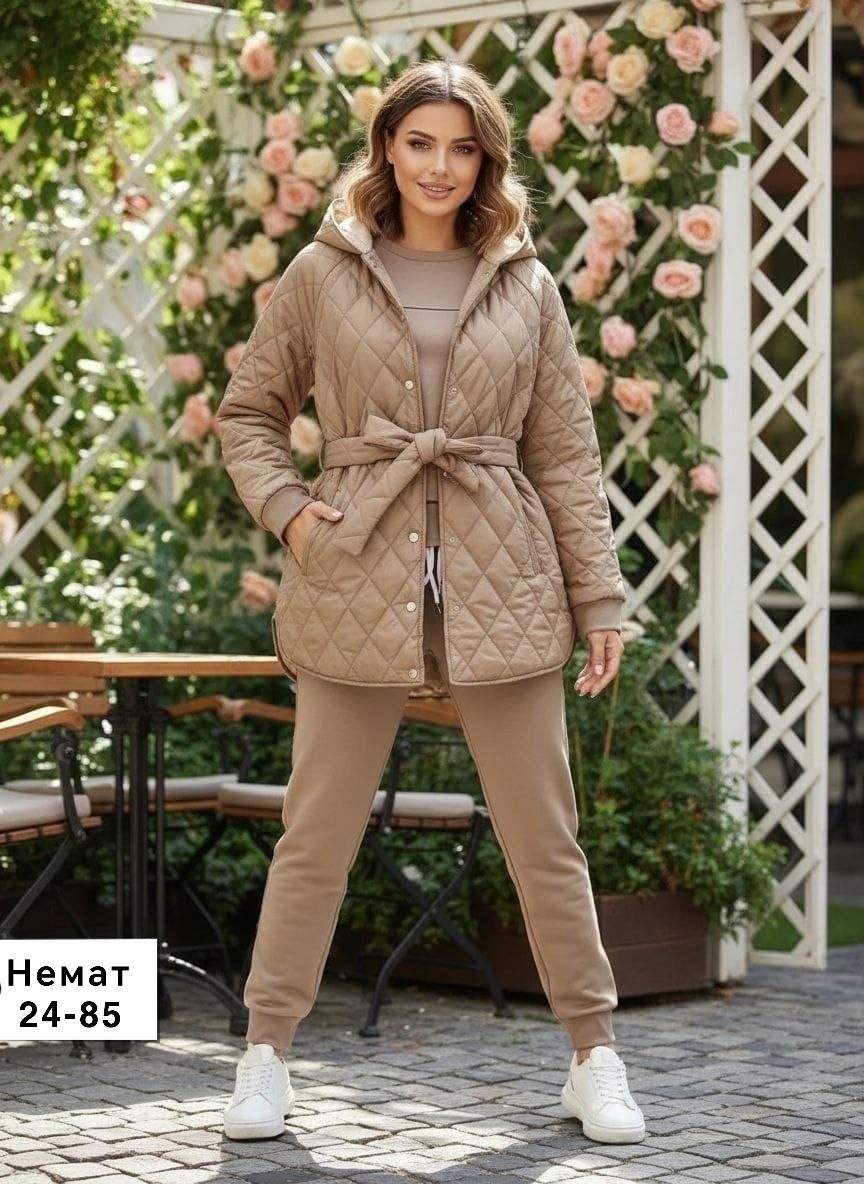 женские костюмы,костюм тройка,стеганые куртки,демисезонная одежда,
