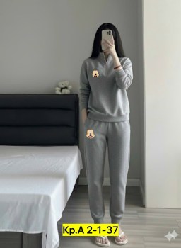 Костюм