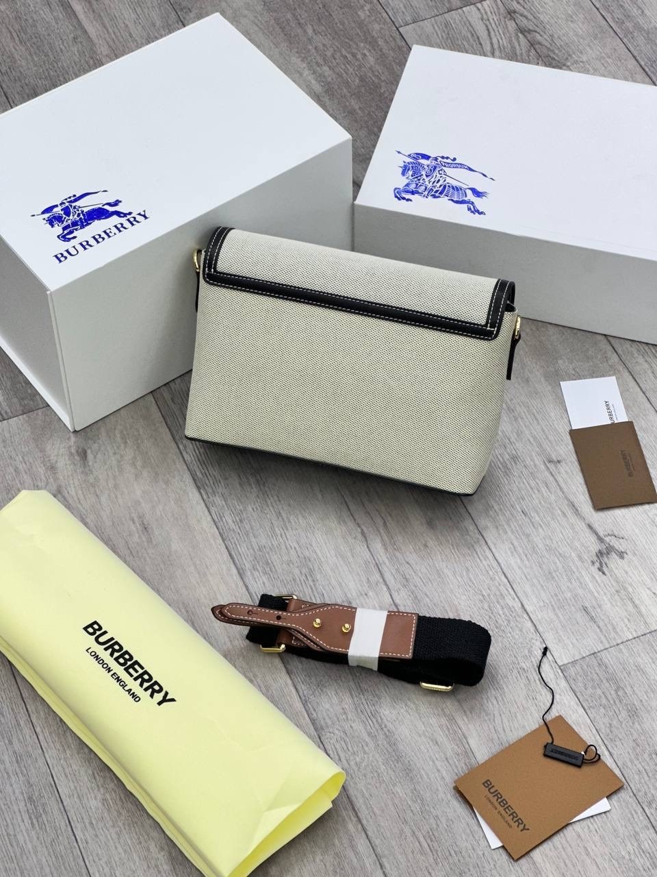 сумка burberry,burberry сумка на плечо,burberry сумка женская,сумка через плечо burberry,сумка берберри