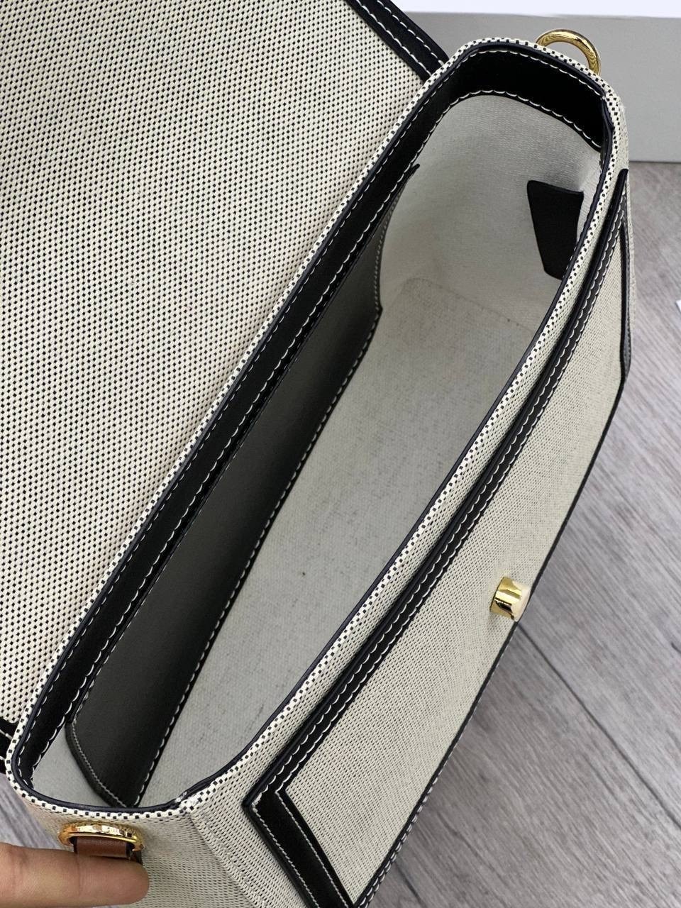 сумка burberry,burberry сумка на плечо,burberry сумка женская,сумка через плечо burberry,сумка берберри