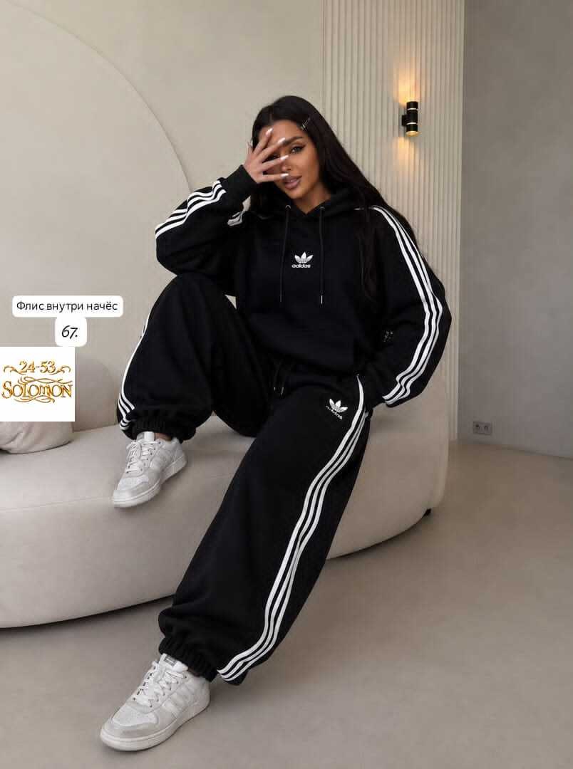 костюм спортивный женский adidas,костюм спортивный,женский костюм на флисе,женский спортивный костюм,костюм адидас