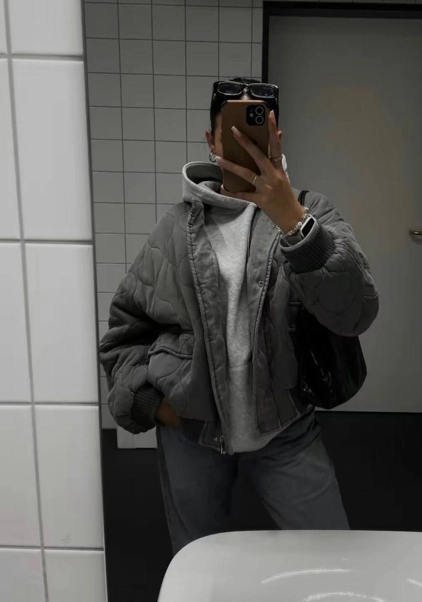 стеганый бомбер оверсайз zara серый,куртка оверсайз,бомбер оверсайз,куртка бомбер оверсайз,стеганый бомбер оверсайз арт. 4088243 802 серый