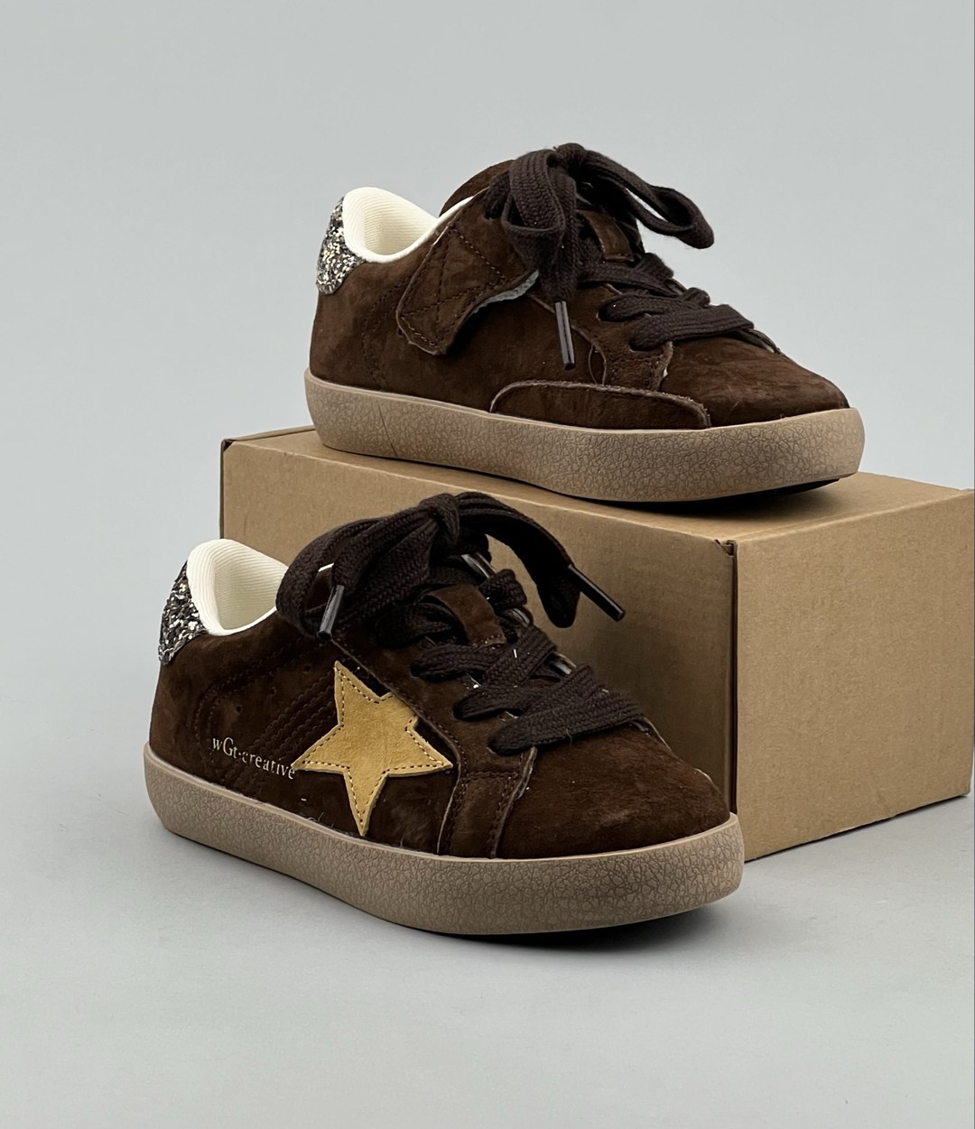 ,кроссовки golden goose,golden goose кеды,замшевые кроссовки,кроссовки коричневые