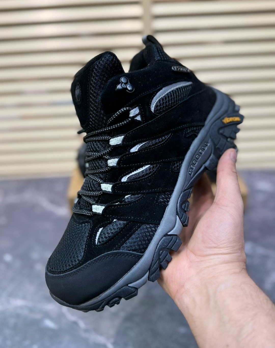 кроссовки,ботинки merrell,мужские кроссовки merrell,merrell moab,треккинговая