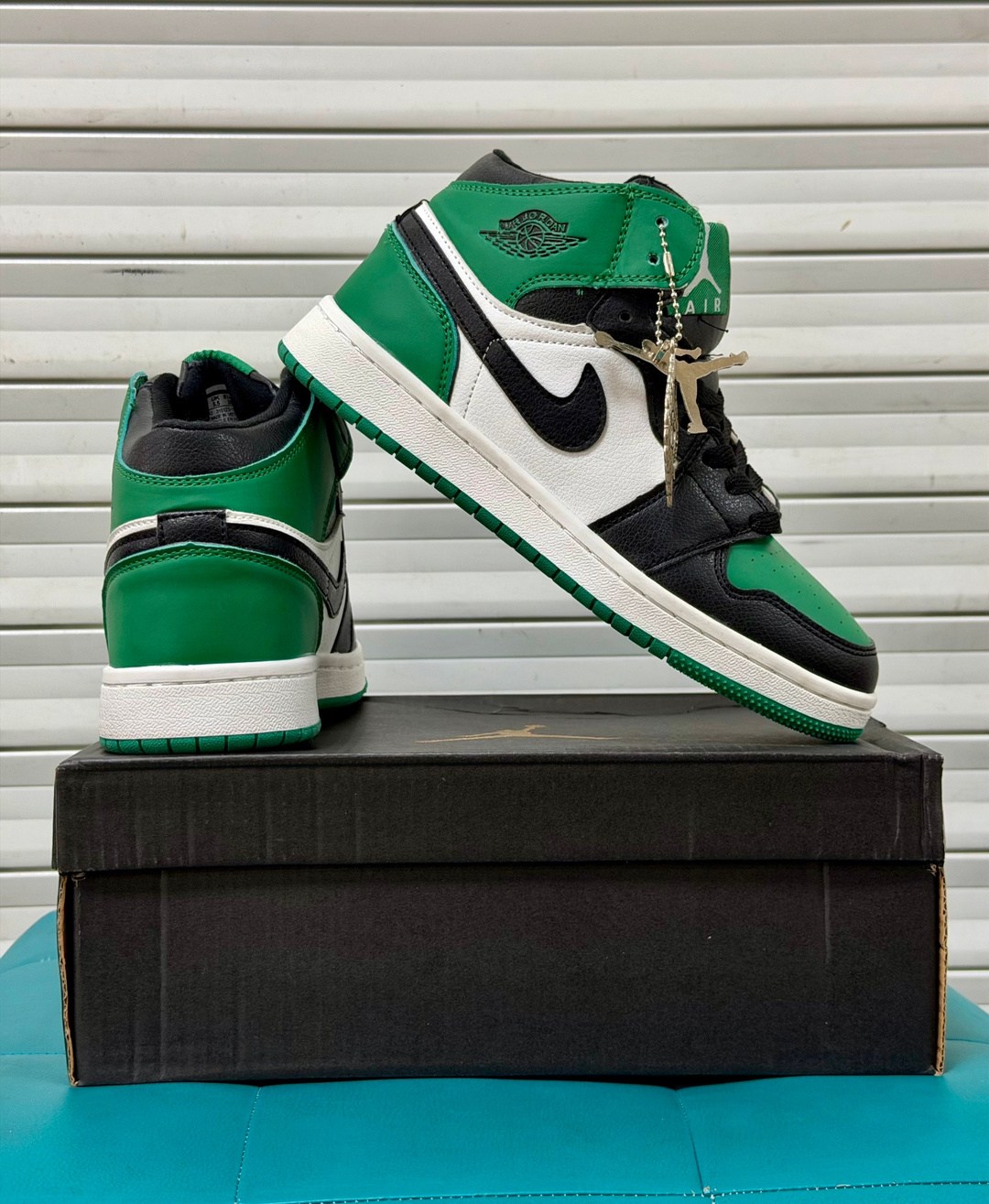 air jordan 1 mid pine green,кроссовки nike air jordan 1,кроссовки nike air jordan 1 retro high og pine,кроссовки nike air jordan 1 retro high,кроссовки nike air jordan 1 mid