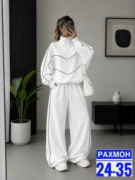 Костюм