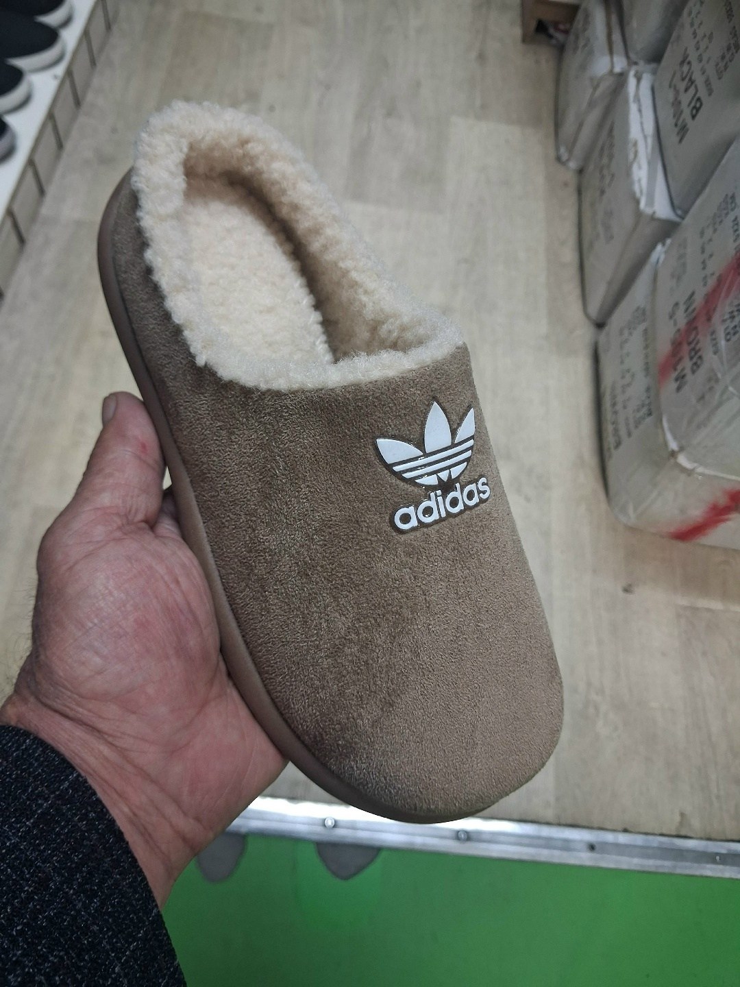 теплые тапочки,мужские тапочки,тапочки adidas,,тапки adidas