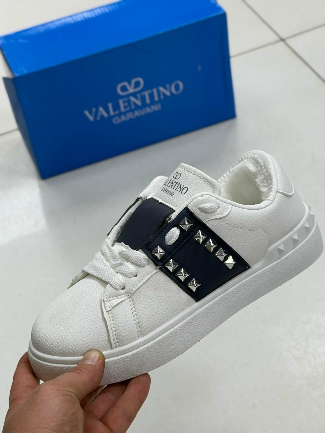 valentino кроссовки,кроссовки valentino женские,,valentino кеды,валентино кроссовки