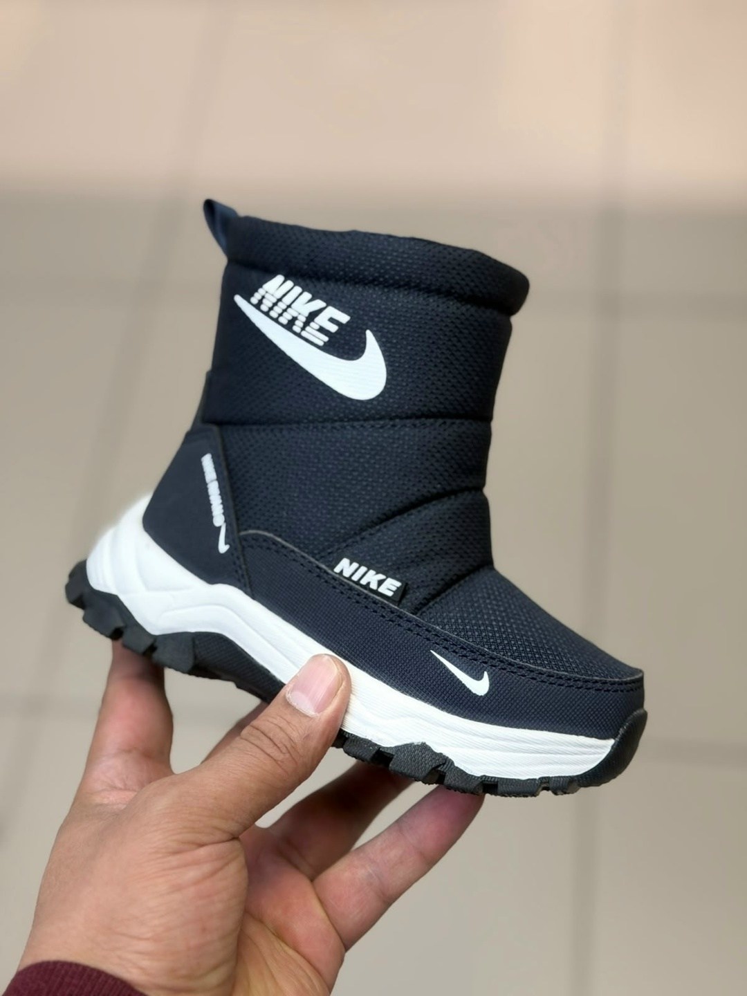дутики adidas,дутики мужские зимние на меху adidas,дутики сапоги короткие зимние адидас adidas terrex,adidas зимние,дутики с мехом внутри зимние adidas