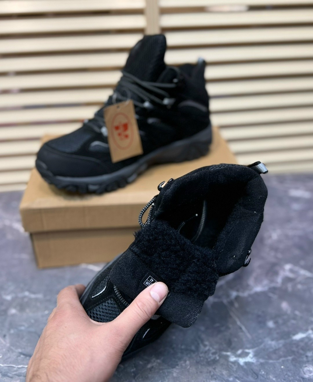 кроссовки,ботинки merrell,мужские кроссовки merrell,merrell moab,треккинговая