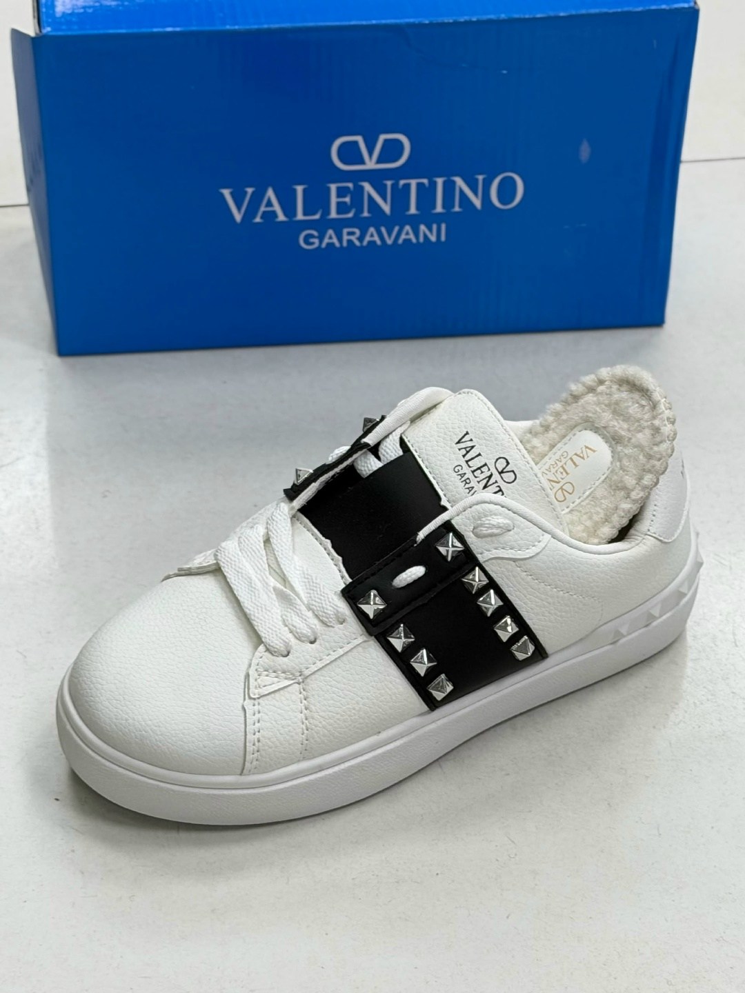 кроссовки valentino,женские кроссовки valentino,valentino кеды,кеды valentino женские,валентино кроссовки женские