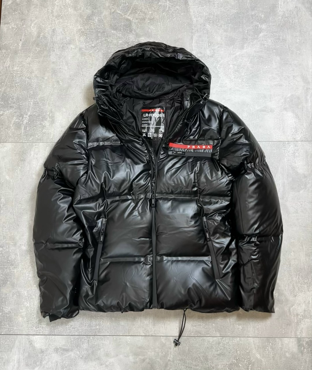 пуховик prada,зимняя мужская куртка prada,куртки и пуховики,prada куртка,куртка prada мужской пуховик