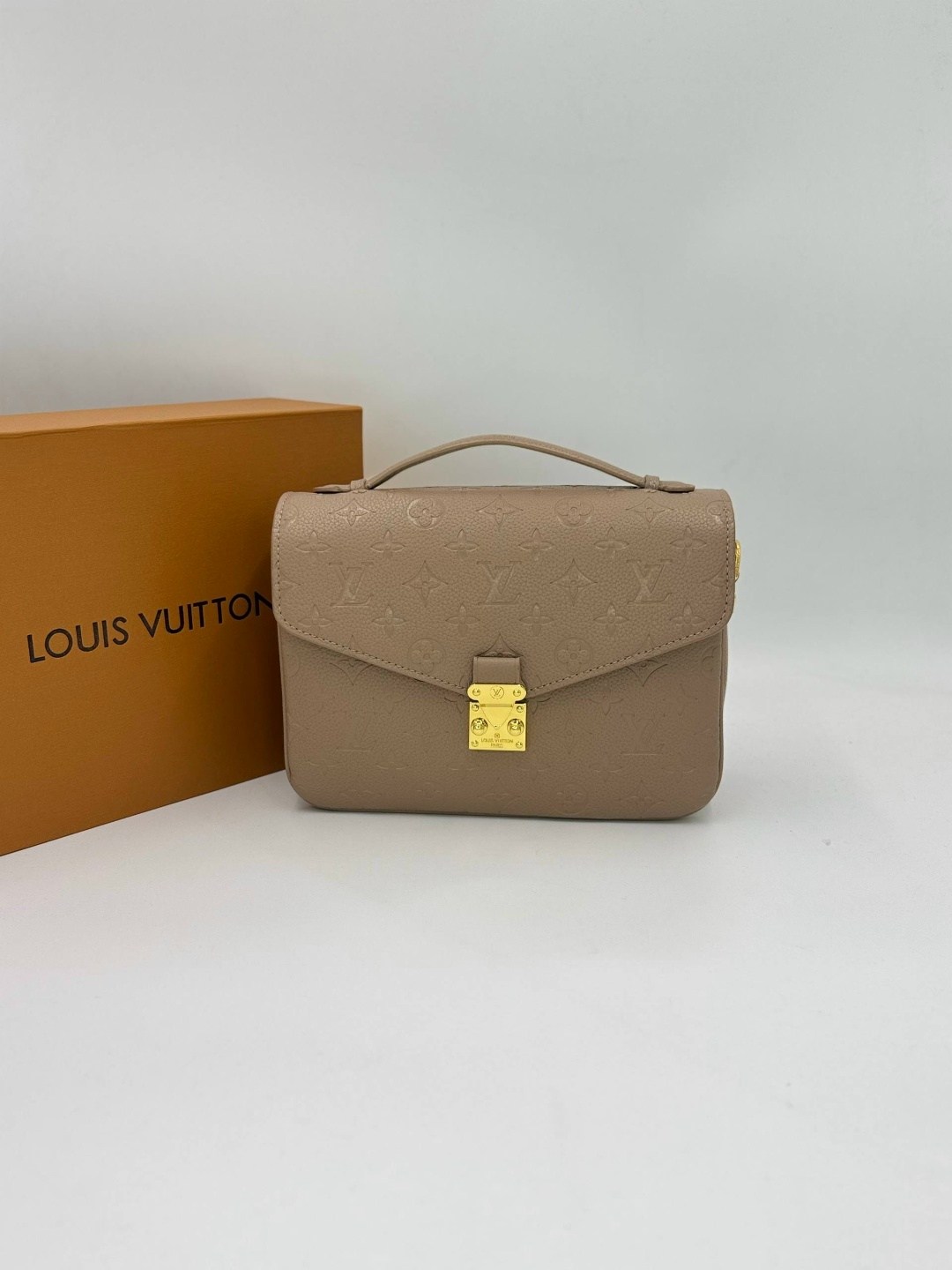 сумка pochette metis louis vuitton,cумка louis vuitton,louis vuitton женская сумка,louis vuitton pochette metis,louis vuitton сумка на плечо