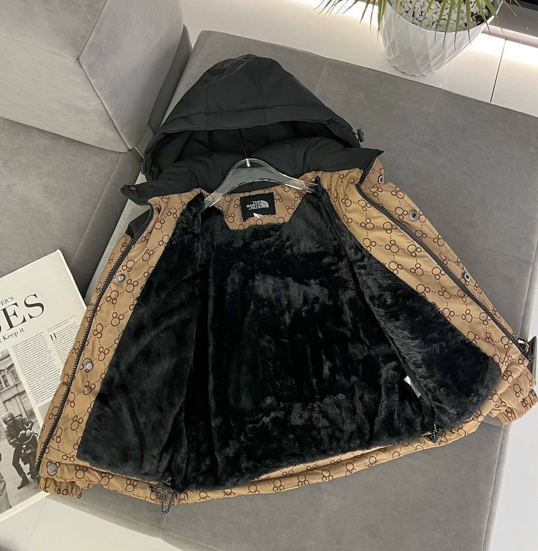 дутая куртка north face x gucci,пуховик gucci,пуховик gucci x the north face коричневый черный,куртка гуччи женская зимняя,пуховик gucci x the north face