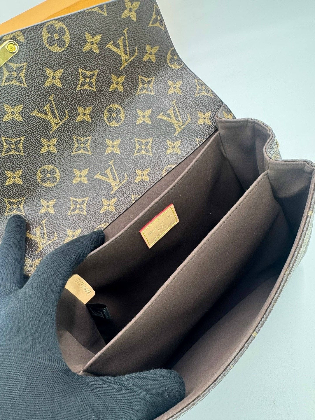 сумка pochette metis louis vuitton,cумка louis vuitton,louis vuitton женская сумка,louis vuitton pochette metis,louis vuitton сумка на плечо