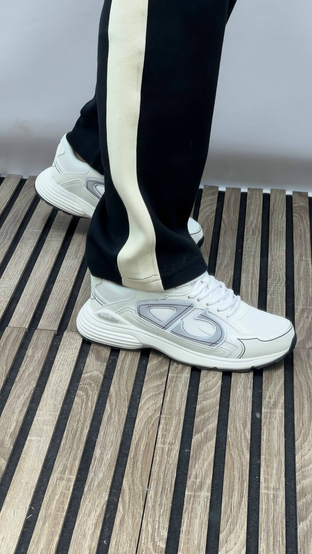 ,спортивная ,кроссовки низкие,женские кожаные кроссовки balenciaga monday shoe белые,унисекс кроссовки