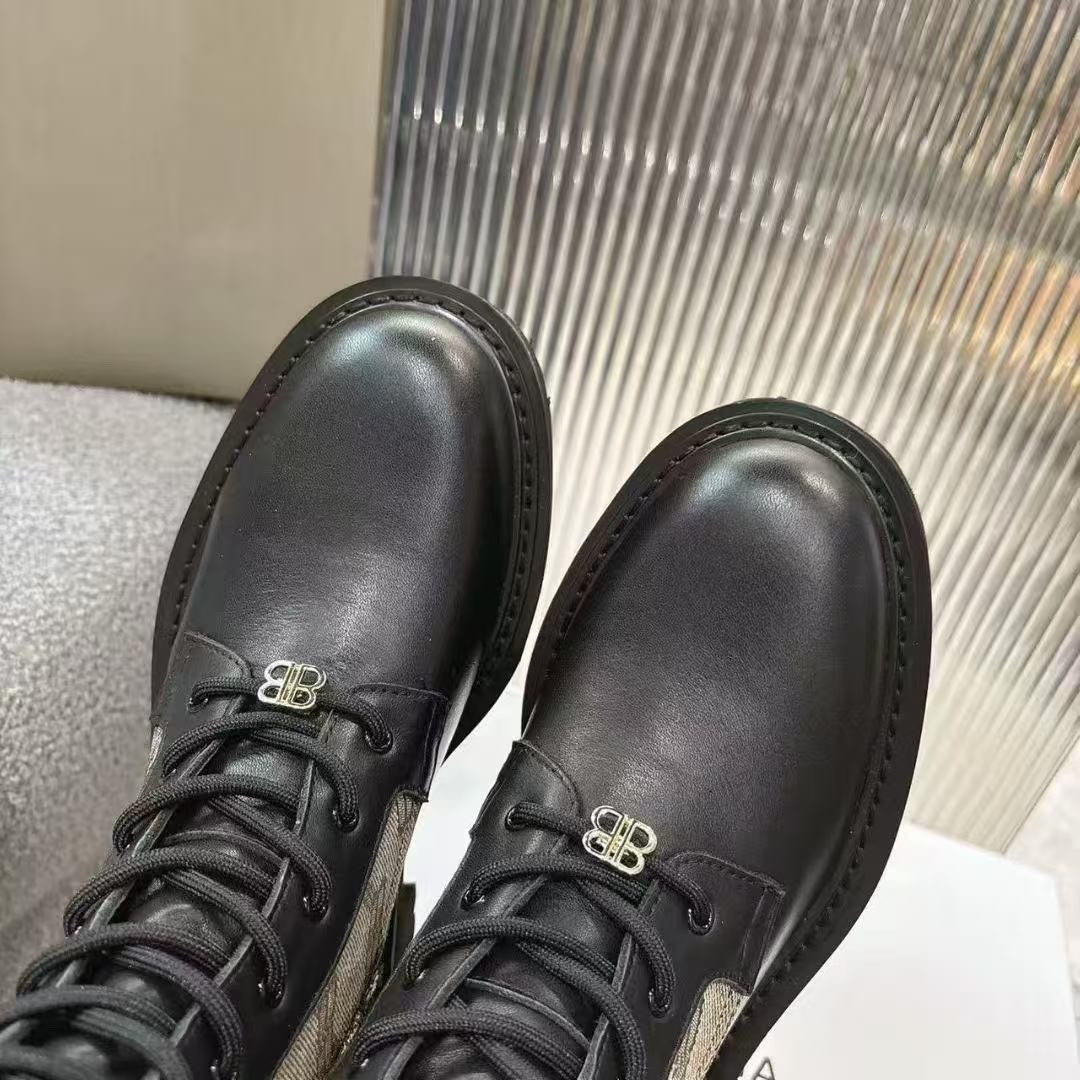 ботинки balenciaga,сапоги balenciaga,женские ботинки баленсиага,ботинки balenciaga зимние,кроссовки женские balenciaga