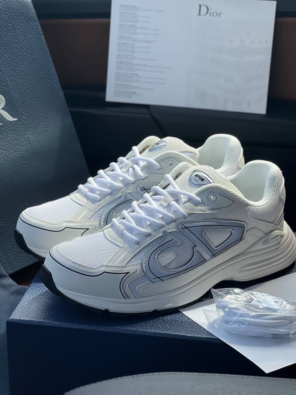 ,спортивная ,кроссовки низкие,женские кожаные кроссовки balenciaga monday shoe белые,унисекс кроссовки