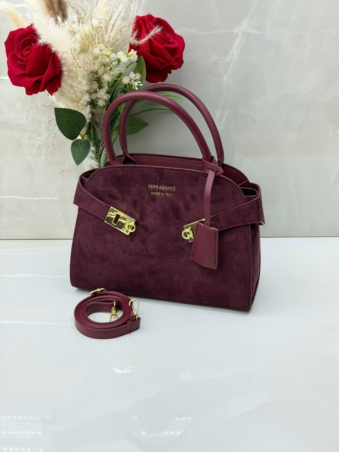 сумка замшевая miu miu aventure,сумка женская замшевая miu miu,сумка,сумка замшевая,сумка женская