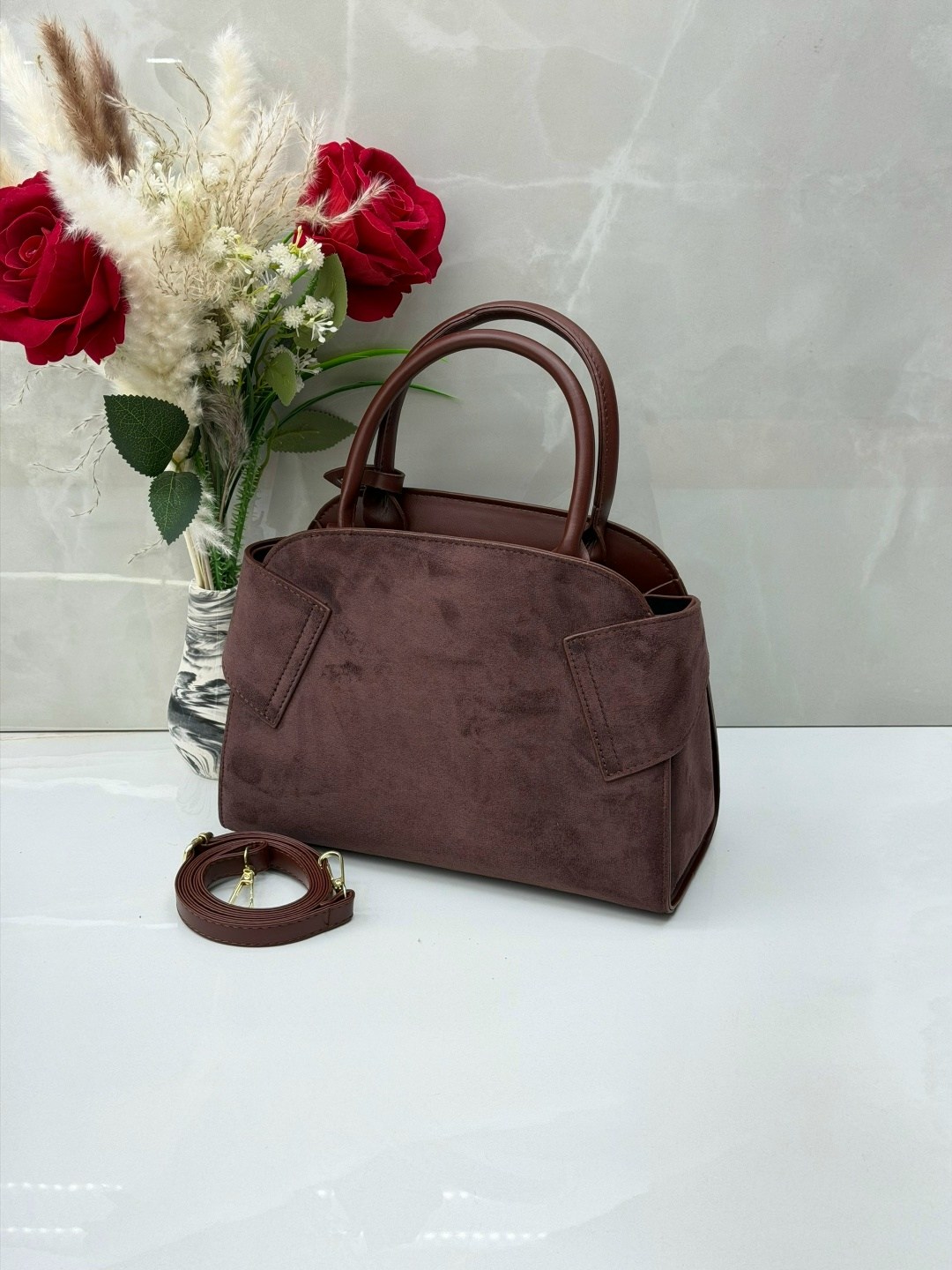 сумка замшевая miu miu aventure,сумка женская замшевая miu miu,сумка,сумка замшевая,сумка женская