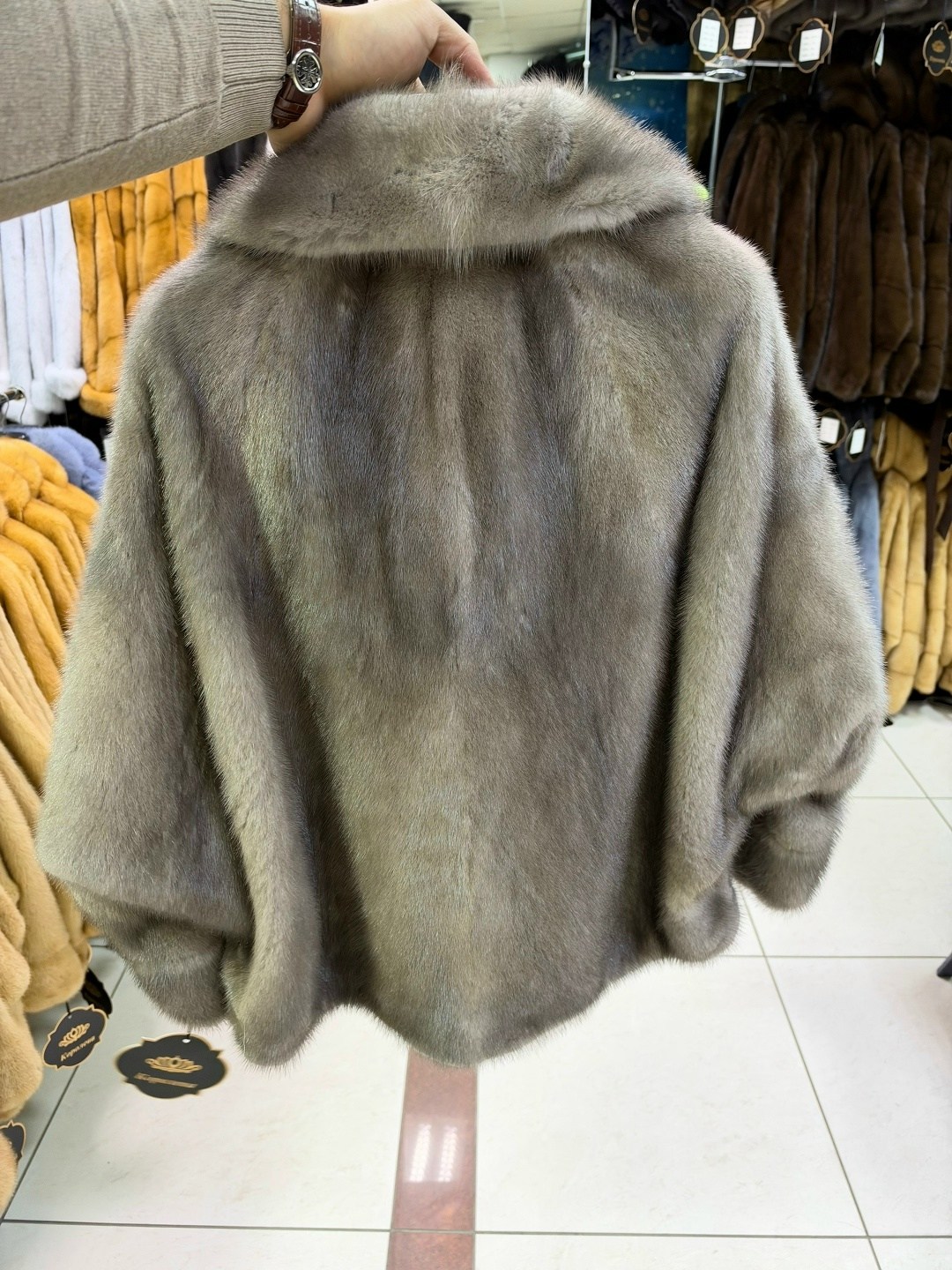 короткая норковая шуба,норковая шуба,шуба из норки,женская норковая шуба,шуба