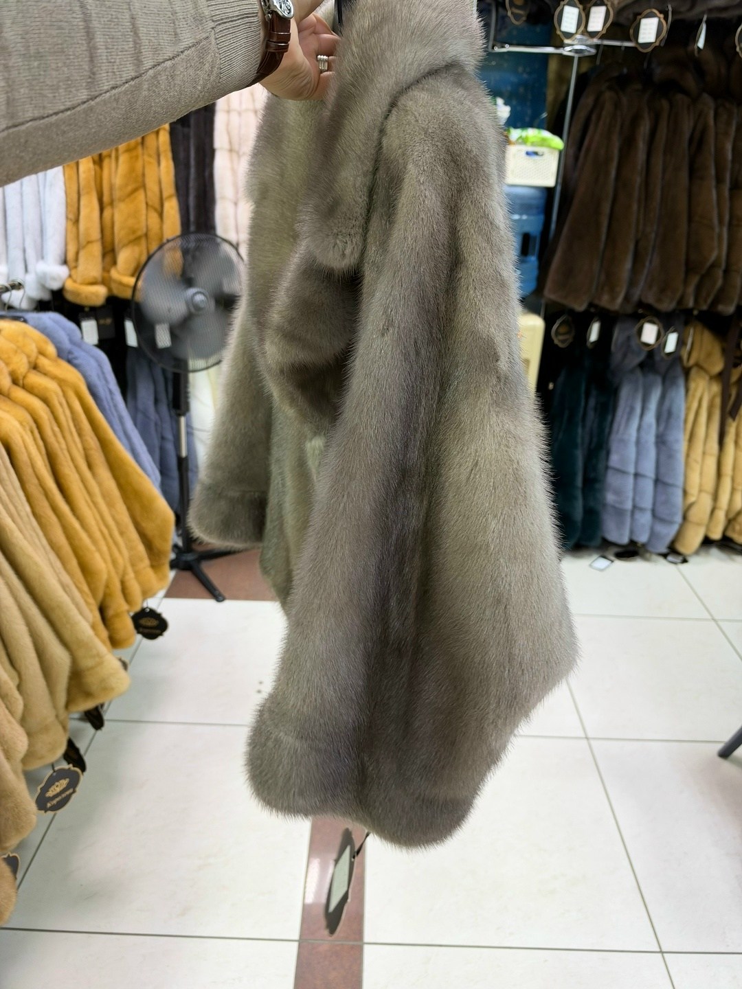 короткая норковая шуба,норковая шуба,шуба из норки,женская норковая шуба,шуба