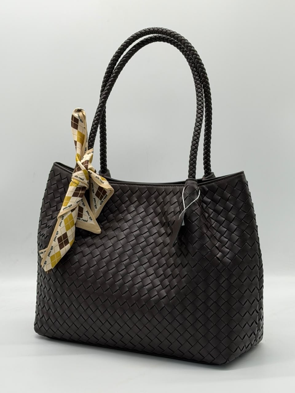 сумка bottega veneta,плетеная сумка,сумка женская bottega veneta,сумки женская,модная сумка
