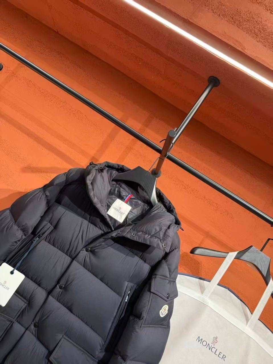 пуховик moncler мужской,пуховик moncler,пуховик moncler женский,пуховик moncler vezere премиум,пуховик повседневный