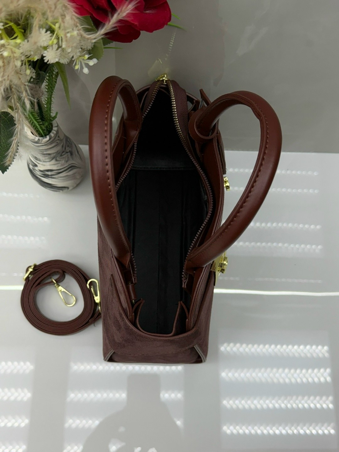 сумка замшевая miu miu aventure,сумка женская замшевая miu miu,сумка,сумка замшевая,сумка женская