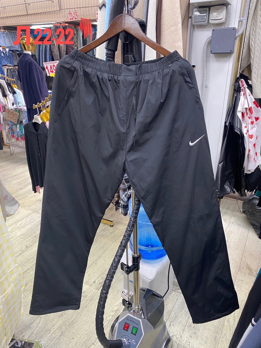 плащевые штаны big swoosh летние найк джоггеры nike 396985725,спортивные штаны nike,плащевые штаны big swoosh летние найк джоггеры nike,штаны спортивные мужские nike,штаны nike