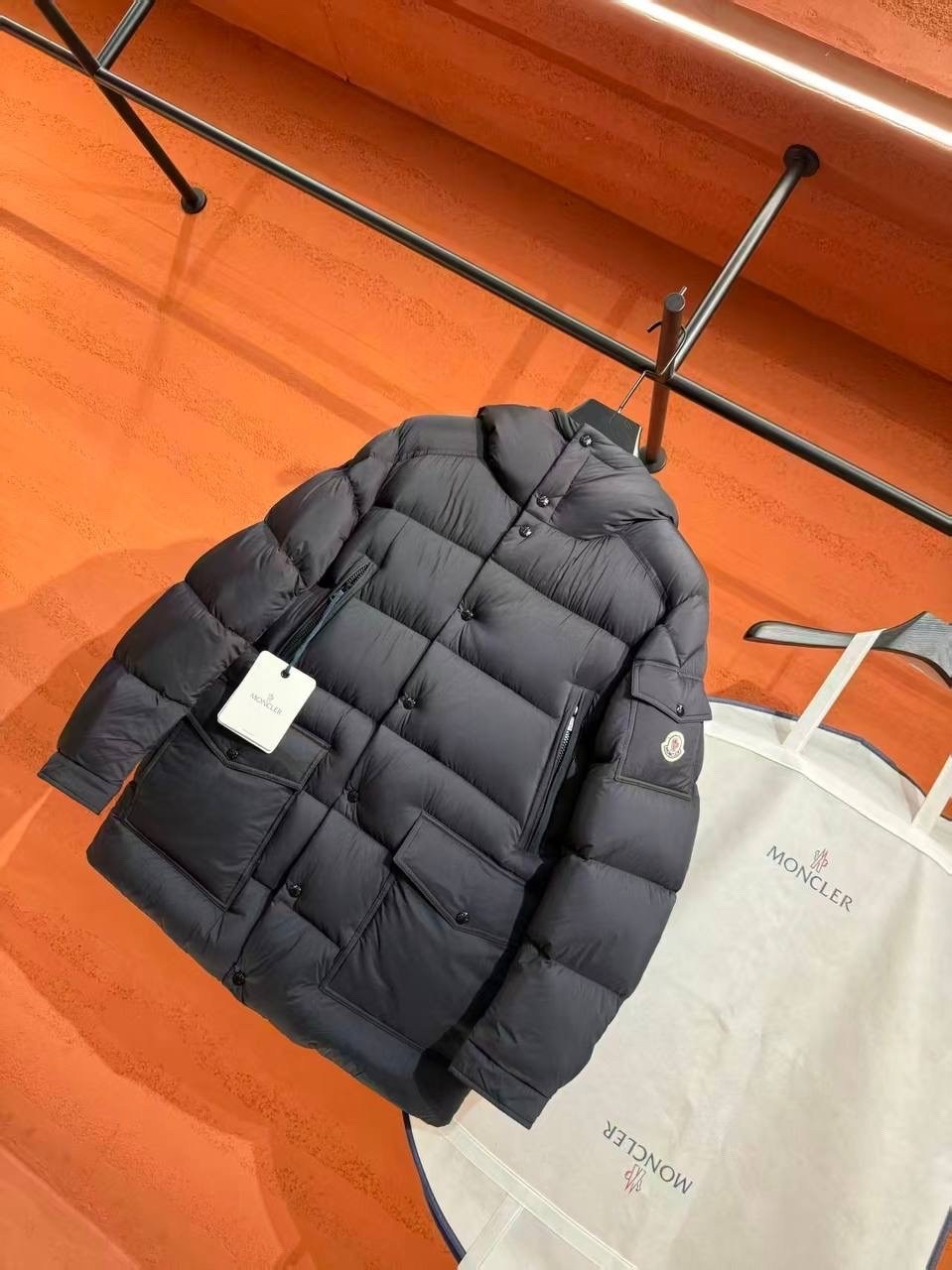 пуховик moncler мужской,пуховик moncler,пуховик moncler женский,пуховик moncler vezere премиум,пуховик повседневный