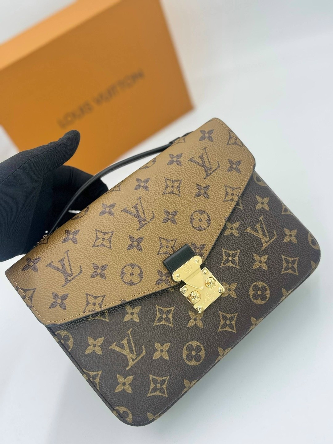 сумка pochette metis louis vuitton,cумка louis vuitton,louis vuitton женская сумка,louis vuitton pochette metis,louis vuitton сумка на плечо
