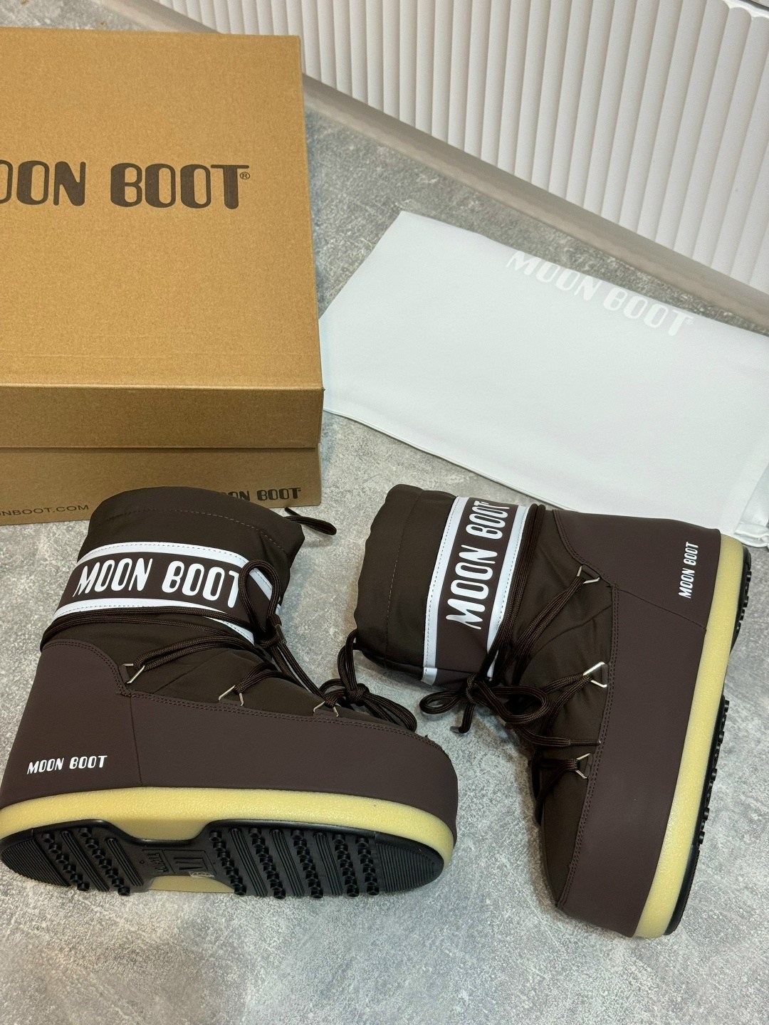 зимние ботинки moon boot,ботинки moon boot,мун бут,луноходы moon boot,нейлоновые зимние ботинки icon moon boot