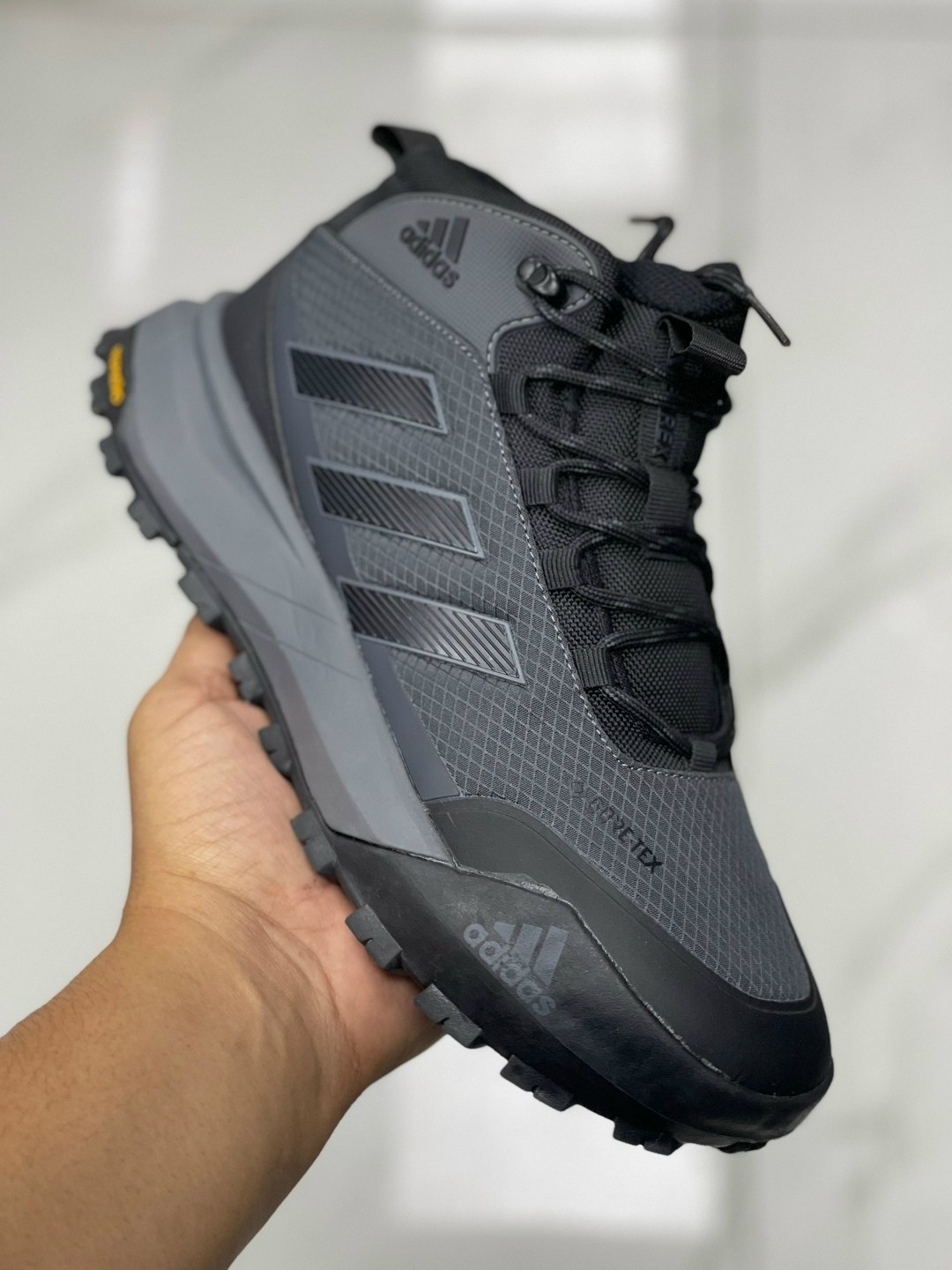 ботинки adidas terrex,кроссовки adidas terrex,ботинки adidas terrex trailmaker,зимние кроссовки adidas,мужские кроссовки adidas