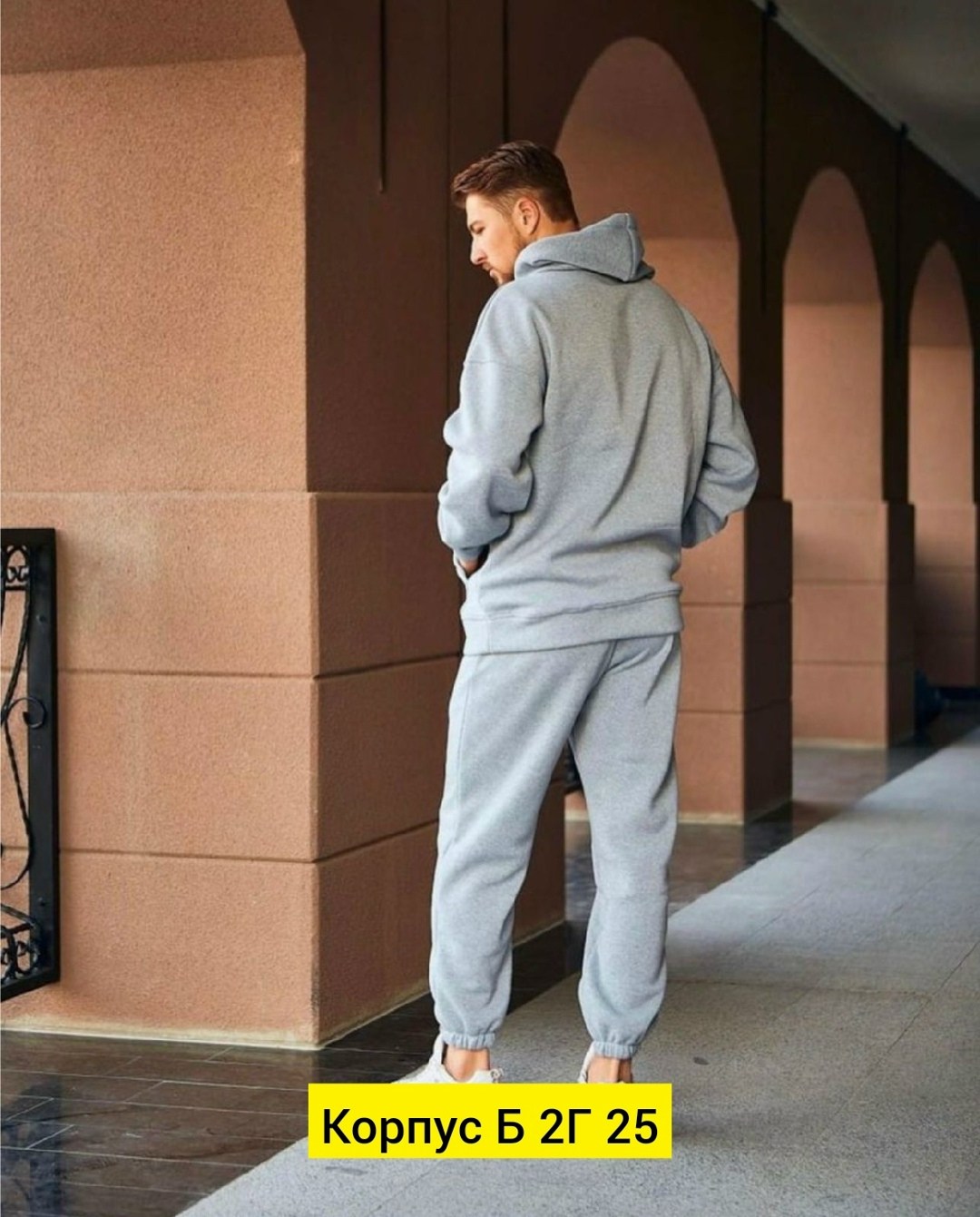 спортивные костюм,мужской спортивный костюм цвета хаки с,мужская спортивная одежда,мужской спортивный костюм на флисе,двусторонние спортивные мужские костюмы на флисе