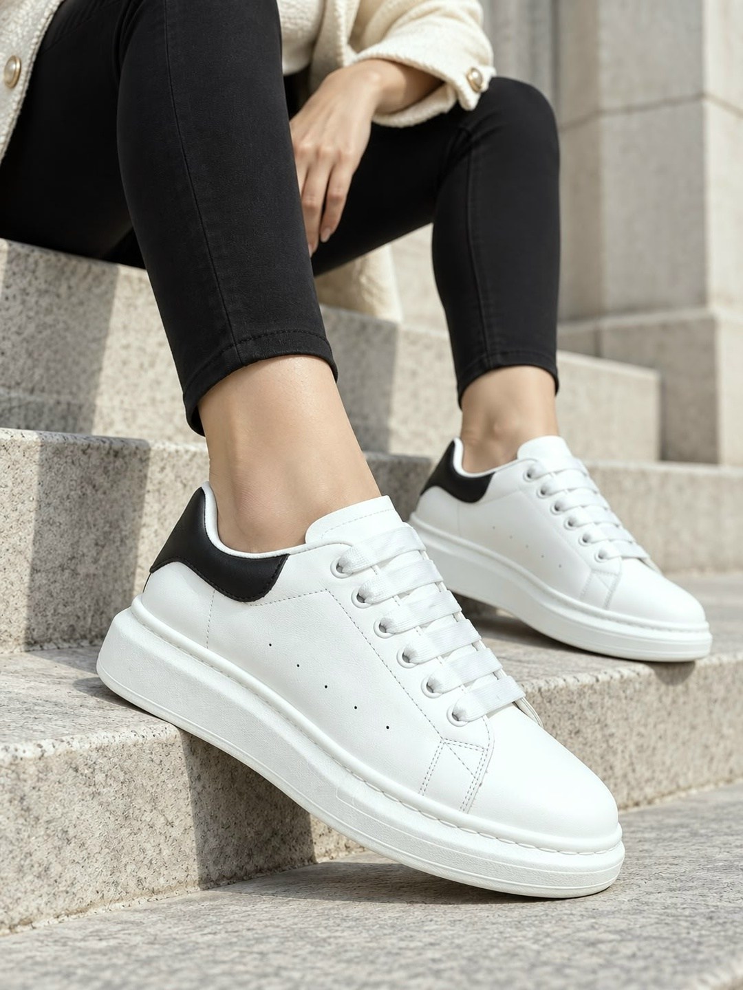 ,кроссовки alexander mcqueen, спортивная,alexander mcqueen oversized sneaker,alexander mcqueen кеды