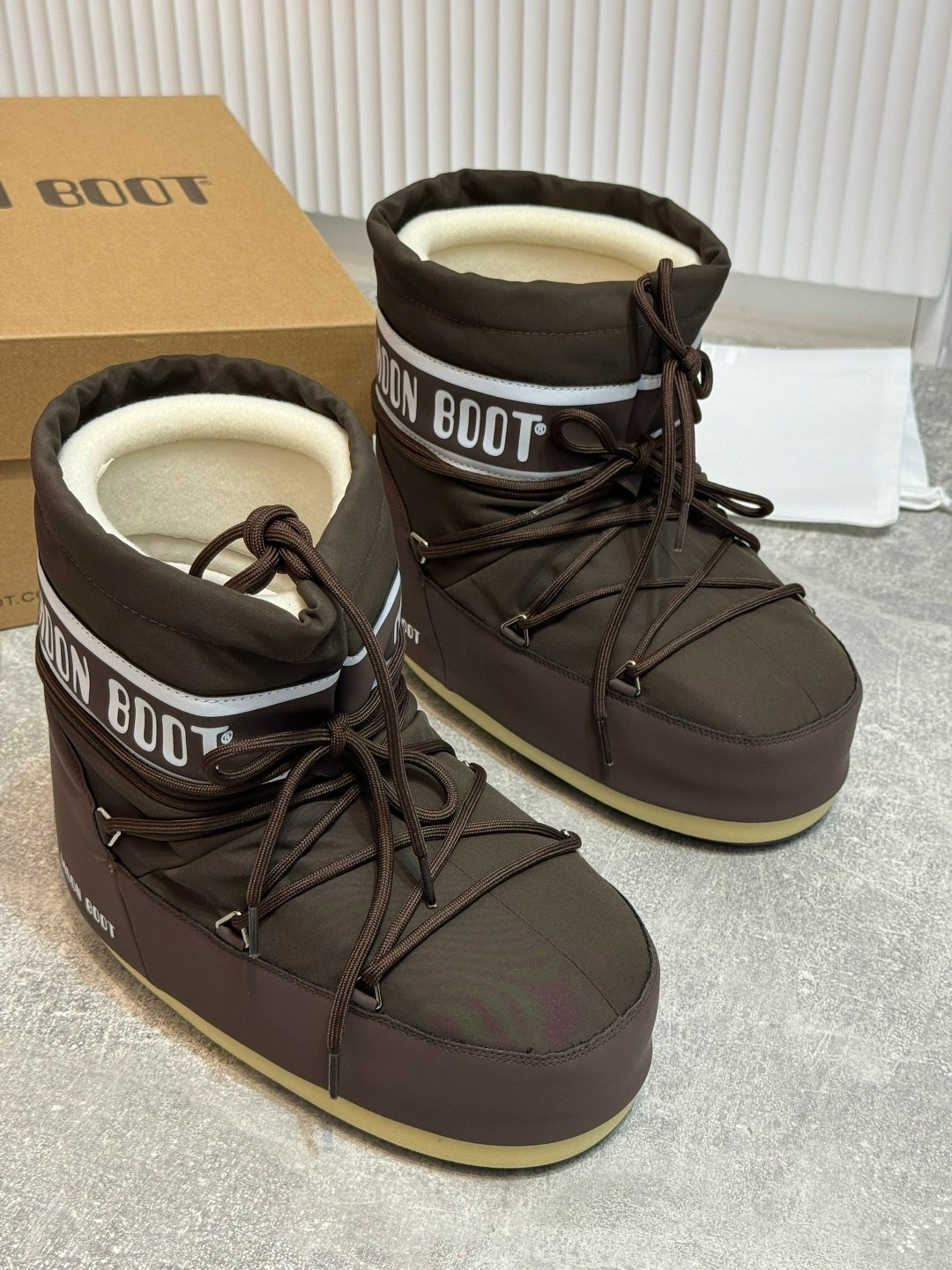 зимние ботинки moon boot,ботинки moon boot,мун бут,луноходы moon boot,нейлоновые зимние ботинки icon moon boot