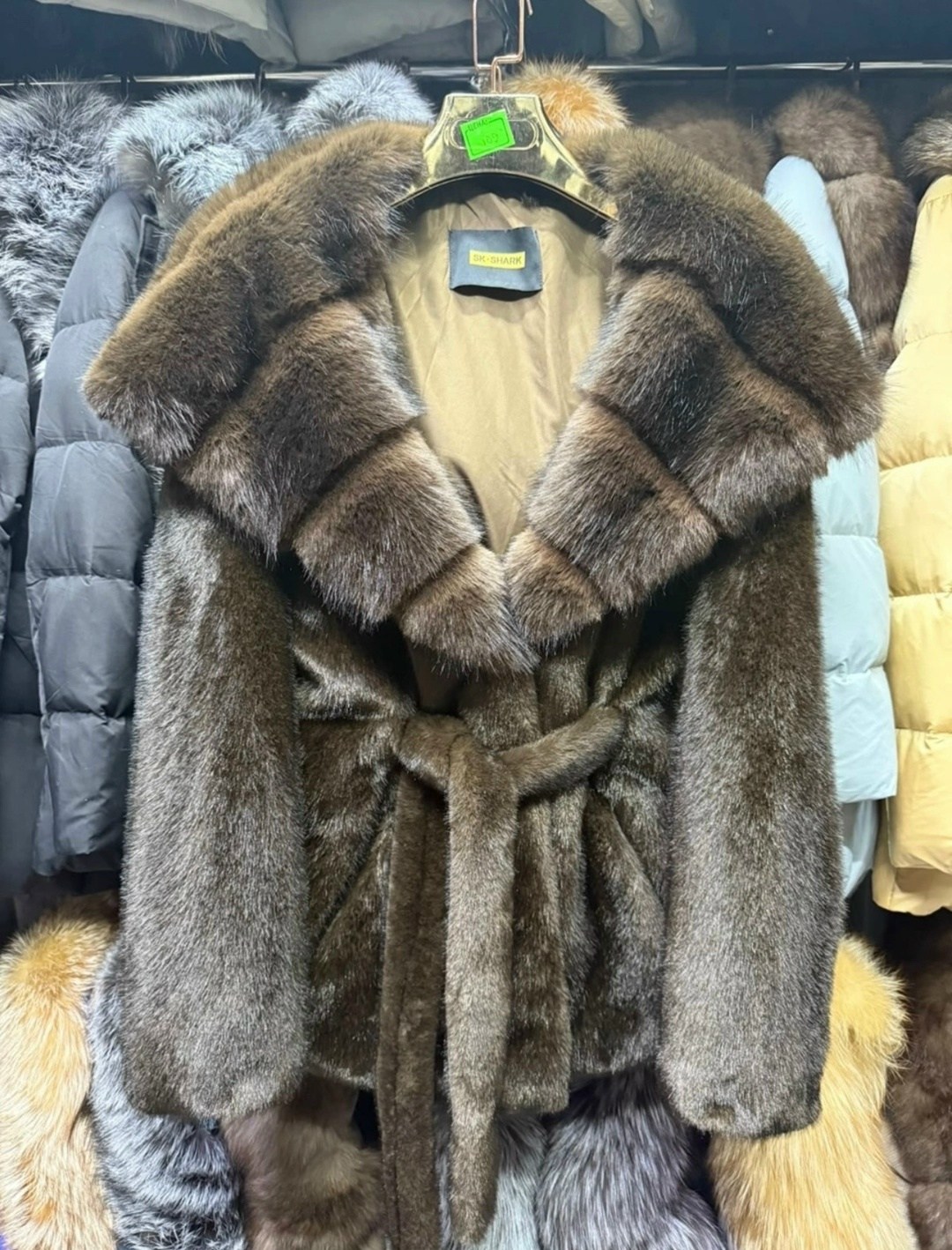норковая шуба,шуба,шубка,меховая шуба,шуба норковая с капюшоном