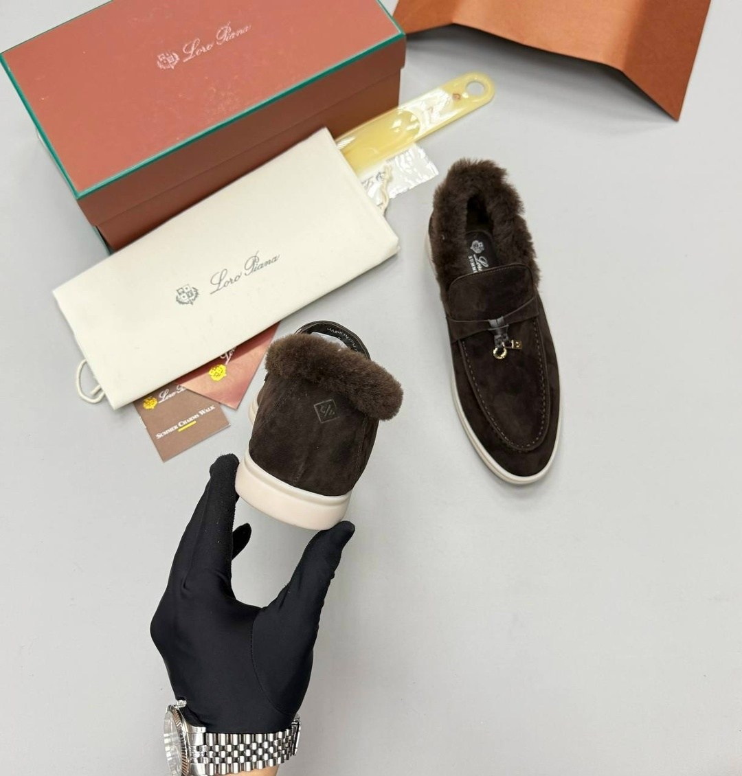 лоферы женские loro piana,лоферы loro piana,,женские лоферы loro piana с мехом кролика,замшевые лоферы loro piana