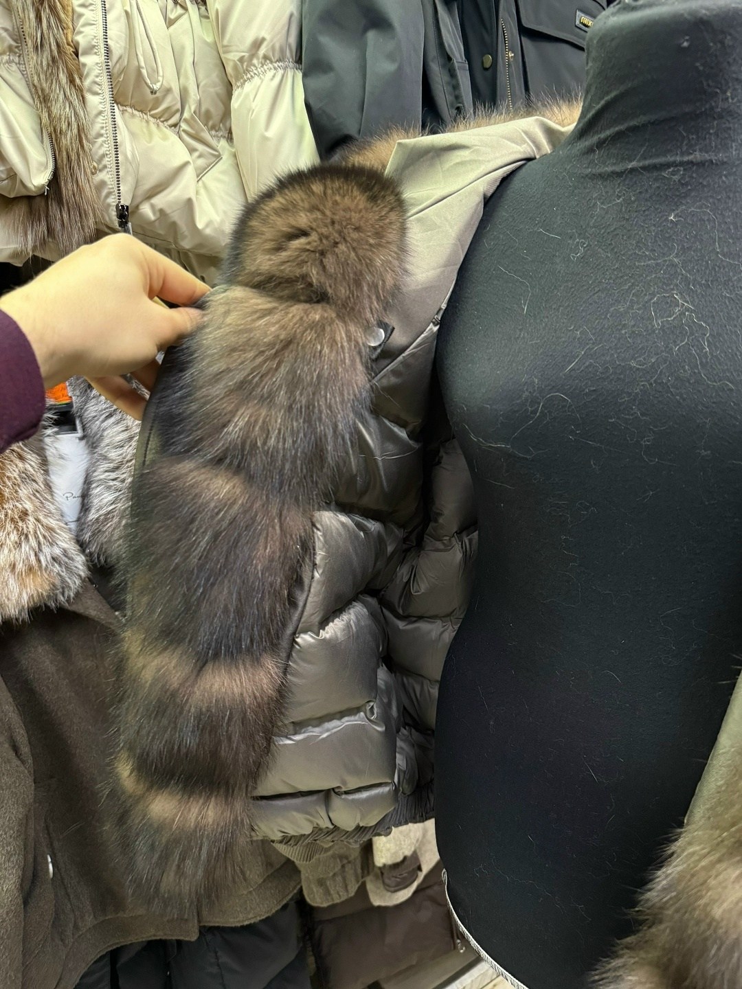 парка люкс с мехом песца,парка с натуральным мехом,парка мехом,парка с мехом песца,зимняя парка с натуральным мехом
