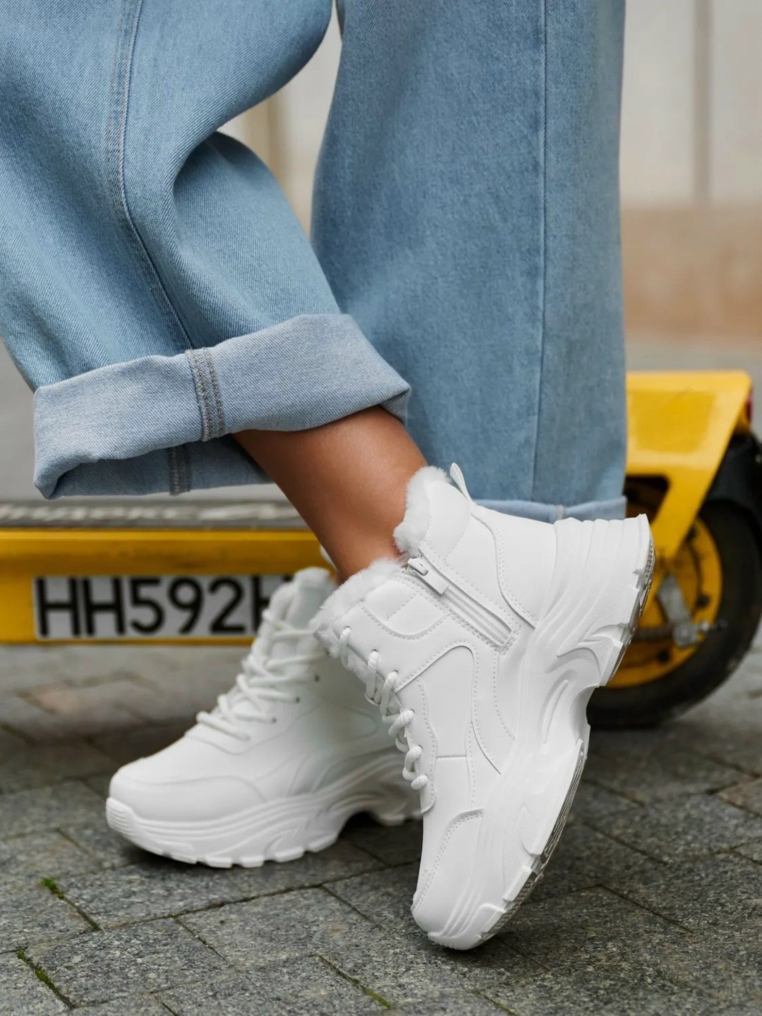 кроссовки женские зимние,кроссовки женские ботинки с мехом зимние ela shoes,кроссовки зимние с мехом на толстой подошве ovvo цвет белый,,зимние кроссовки женские белые высокие
