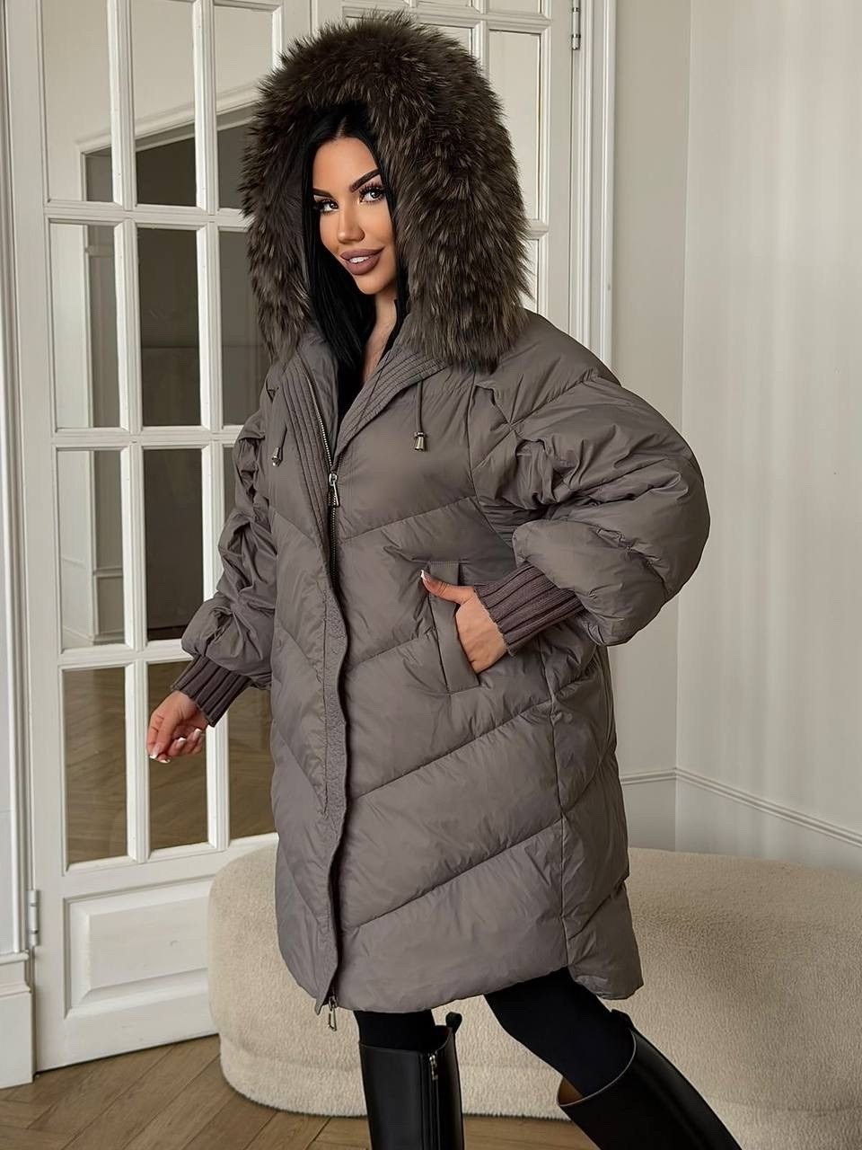 куртка max mara с натуральным мехом,стильные пуховики,куртка пуховик зимняя,пуховик,женский пуховик