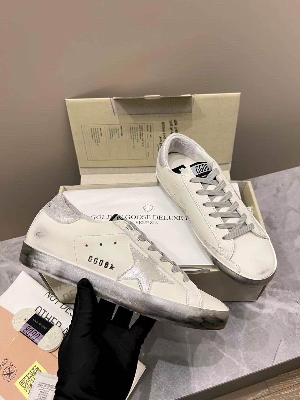 ,кроссовки женскиe,кроссовки golden goose,женские кеды golden goose,мужские и женские кроссовки